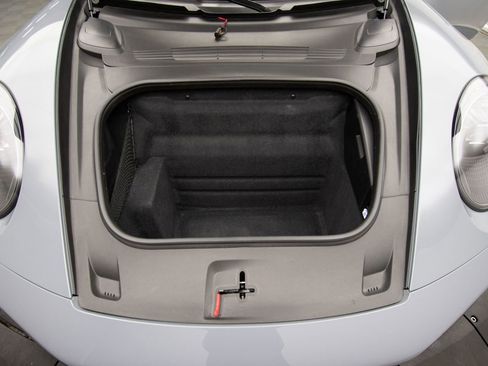 Used 2023 Porsche 911 Turbo image 36