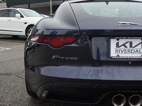 Used 2019 Jaguar F-TYPE R-Dynamic AWD/4WD image 18