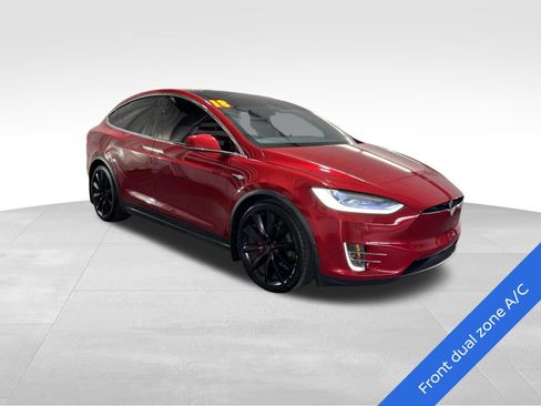 Used 2018 Tesla Model X P100D image 3
