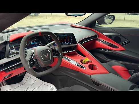 Used 2026 Chevrolet Corvette Stingray Premium Cpe w/ Z51 Performance Package RWD image 9