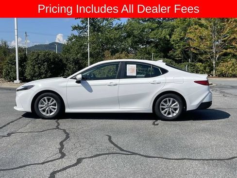 Used 2025 Toyota Camry LE FWD image 2