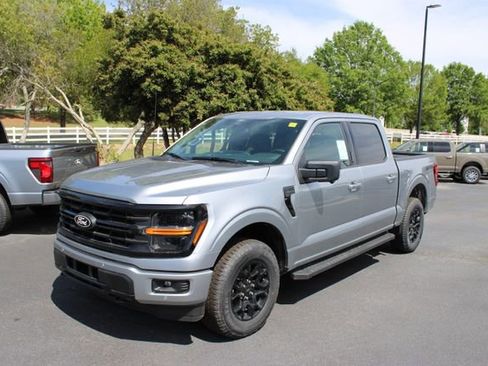New 2026 Ford F150 XLT w/ Equipment Group 302A MID AWD/4WD image 12