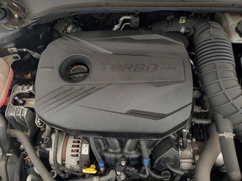 Used 2022 Kia Forte GT w/ GT2 Package image 7