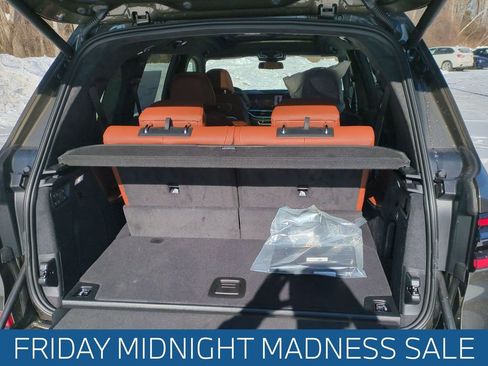 New 2026 BMW X7 M60i w/ Executive Package image 25