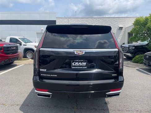 Used 2023 Cadillac Escalade ESV Premium Luxury AWD/4WD image 6