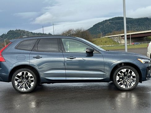New 2026 Volvo XC60 B5 Plus w/ Protection Package Premier image 2