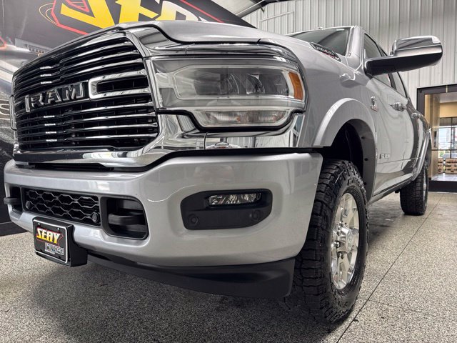 Used 2022 RAM 2500 Laramie AWD/4WD image 2