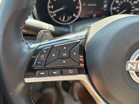 Used 2025 Nissan Altima 2.5 SR FWD image 22
