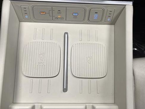 Used 2024 Hyundai Santa Fe Calligraphy AWD/4WD image 29