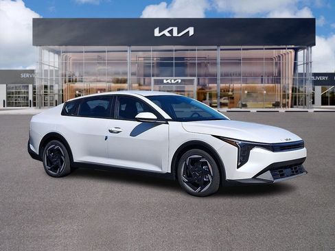 New 2026 Kia K4 GT-Line Turbo FWD image 1