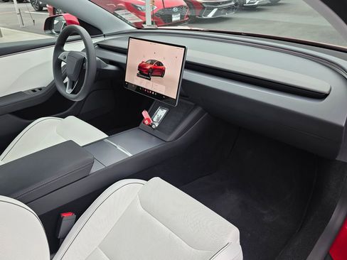 Used 2026 Tesla Model 3 Performance AWD/4WD image 9