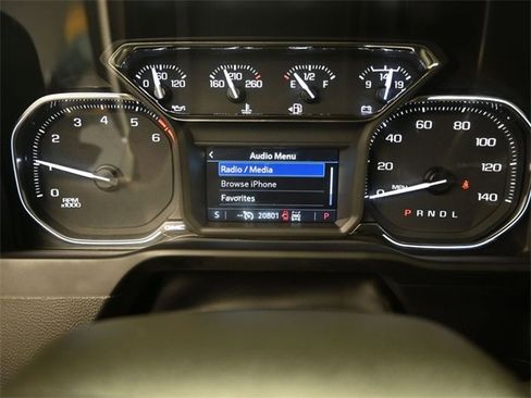 Used 2023 GMC Sierra 2500 SLT w/ SLT Premium Package image 12