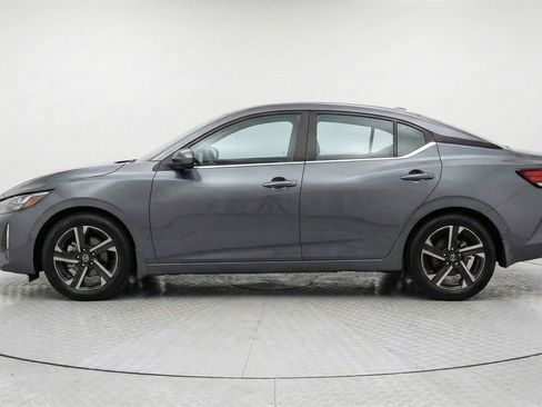 Used 2025 Nissan Sentra SV FWD image 5