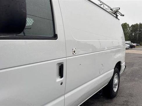 Used 2013 Ford E-150 and Econoline 150 RWD image 11