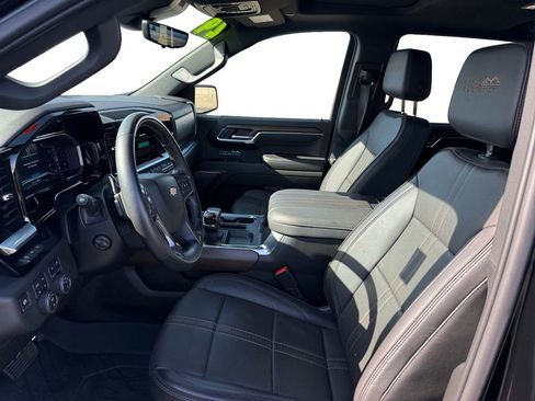 Used 2024 Chevrolet Silverado 1500 High Country image 10