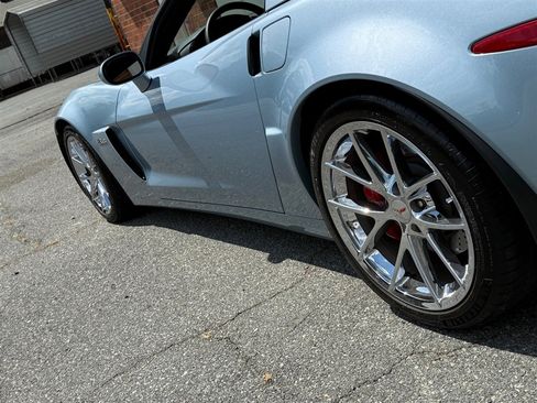 Used 2012 Chevrolet Corvette Z06 w/ 2LZ Preferred Equipment Group image 24