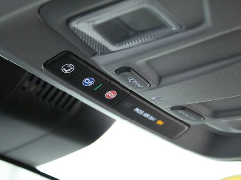 Used 2023 GMC Sierra 1500 Elevation image 23