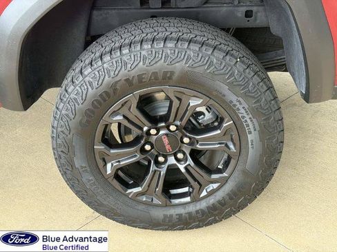 Used 2025 GMC Canyon Elevation w/ Convenience Package RWD image 5