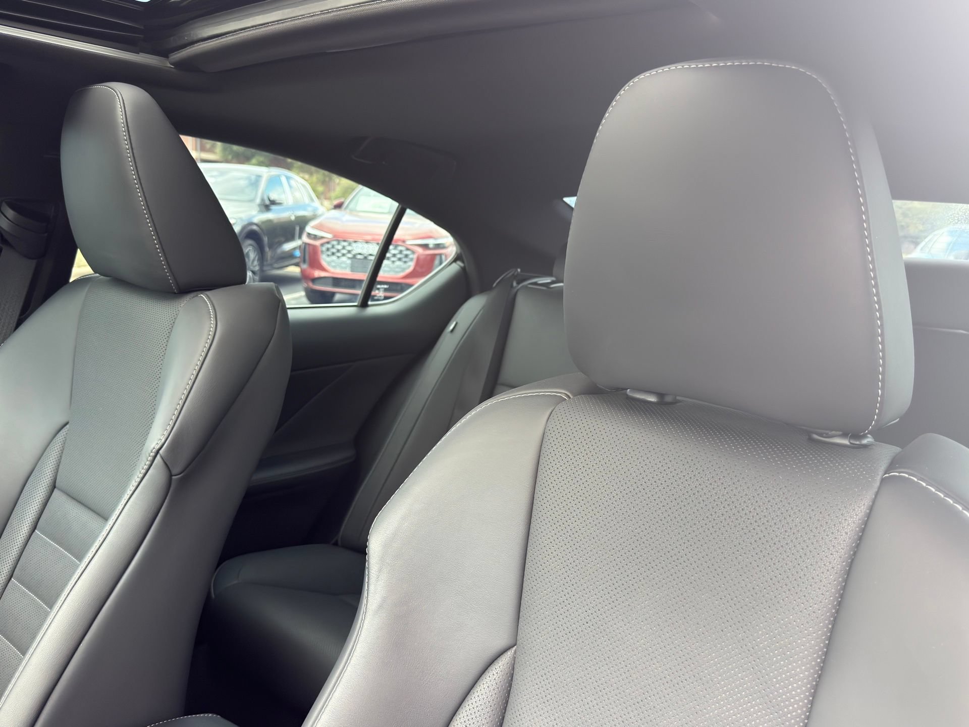 Used 2023 Lexus IS 350 F Sport RWD image 9