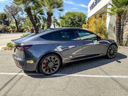 Used 2022 Tesla Model 3 Performance AWD/4WD image 7