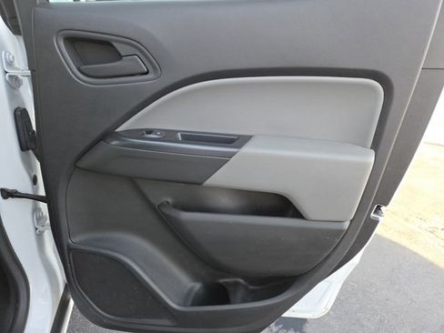 Certified 2020 GMC Canyon 2WD Crew Cab w/ Convenience Package image 21