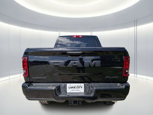 New 2026 RAM 2500 Big Horn AWD/4WD image 5