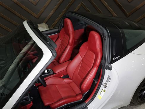 Used 2021 Porsche 911 Targa 4 image 21