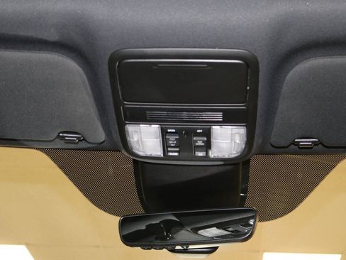 Used 2024 Honda Odyssey Sport image 87