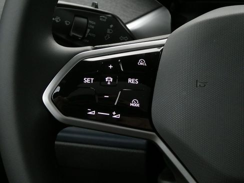 New 2025 Volkswagen ID. Buzz Pro S Plus image 14