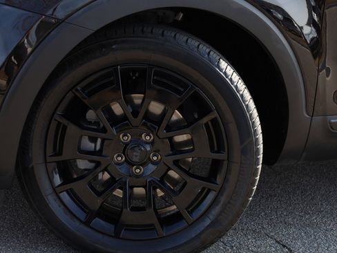 Used 2021 Kia Telluride SX w/ SX Prestige Package image 18