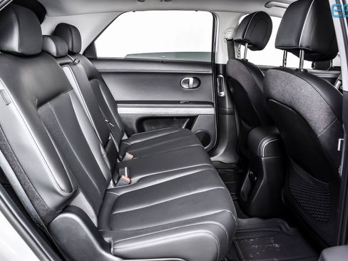 Used 2024 Hyundai Ioniq 5 Limited image 21