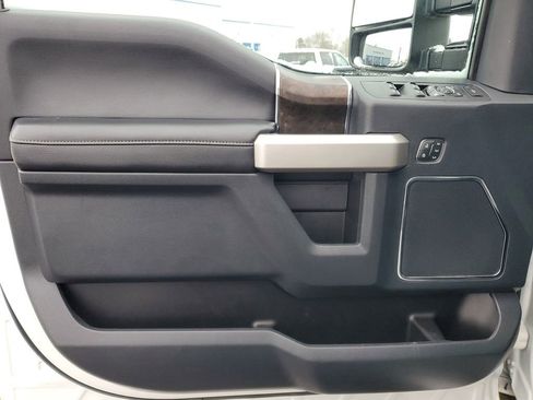 Used 2022 Ford F250 Lariat w/ Tremor Off-Road Package image 24