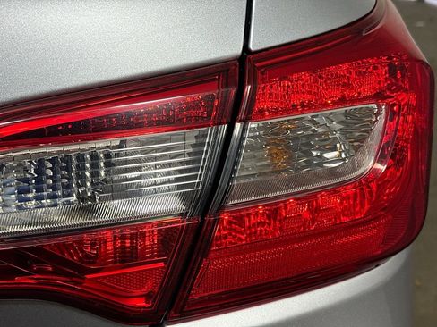 Used 2015 Subaru Legacy 2.5i Premium image 32