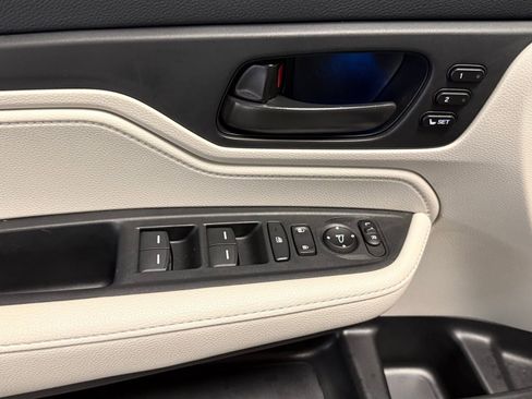 Used 2025 Honda Odyssey EX-L image 33