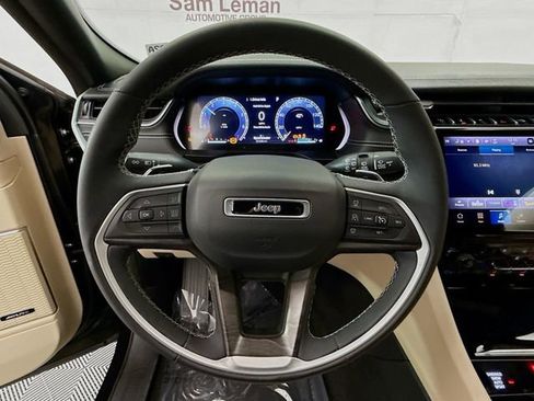 Used 2023 Jeep Grand Cherokee L Limited w/ Luxury Tech Group II image 13