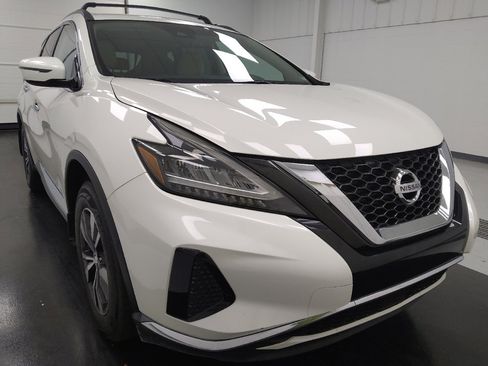 Used 2020 Nissan Murano SV FWD image 14
