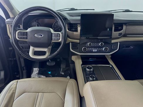 Used 2023 Ford Expedition Max Limited image 18