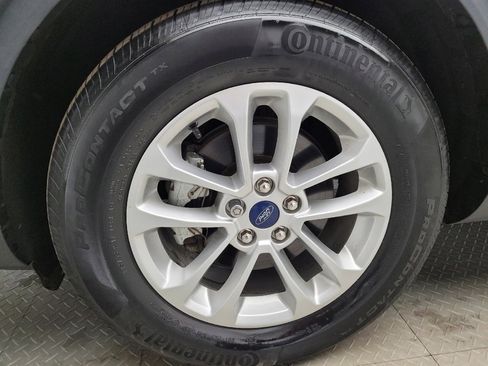 Used 2020 Ford Escape SE image 31