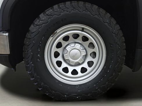 Used 2023 GMC Sierra 1500 Pro w/ Pro Value Package AWD/4WD image 27