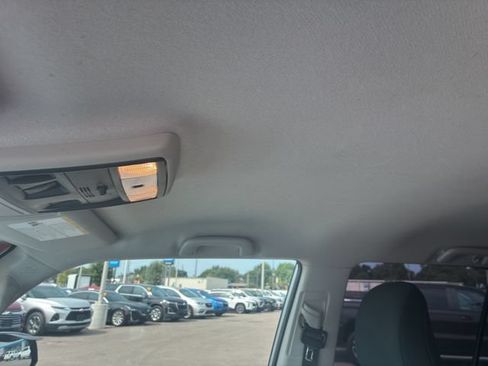 Used 2019 Toyota 4Runner SR5 AWD/4WD image 12