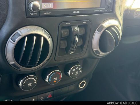 Used 2016 Jeep Wrangler Unlimited Sport w/ Quick Order Package 24S AWD/4WD image 9