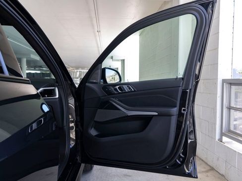 Certified 2024 BMW X5 sDrive40i w/ M Sport Package image 28