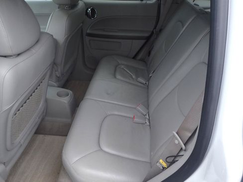 Used 2006 Chevrolet HHR LT w/ Preferred Equipment Group FWD image 10