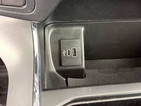 Used 2025 Ford F150 XLT w/ Equipment Group 301A Standard AWD/4WD image 28