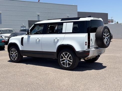 Used 2025 Land Rover Defender 110 S AWD/4WD image 30