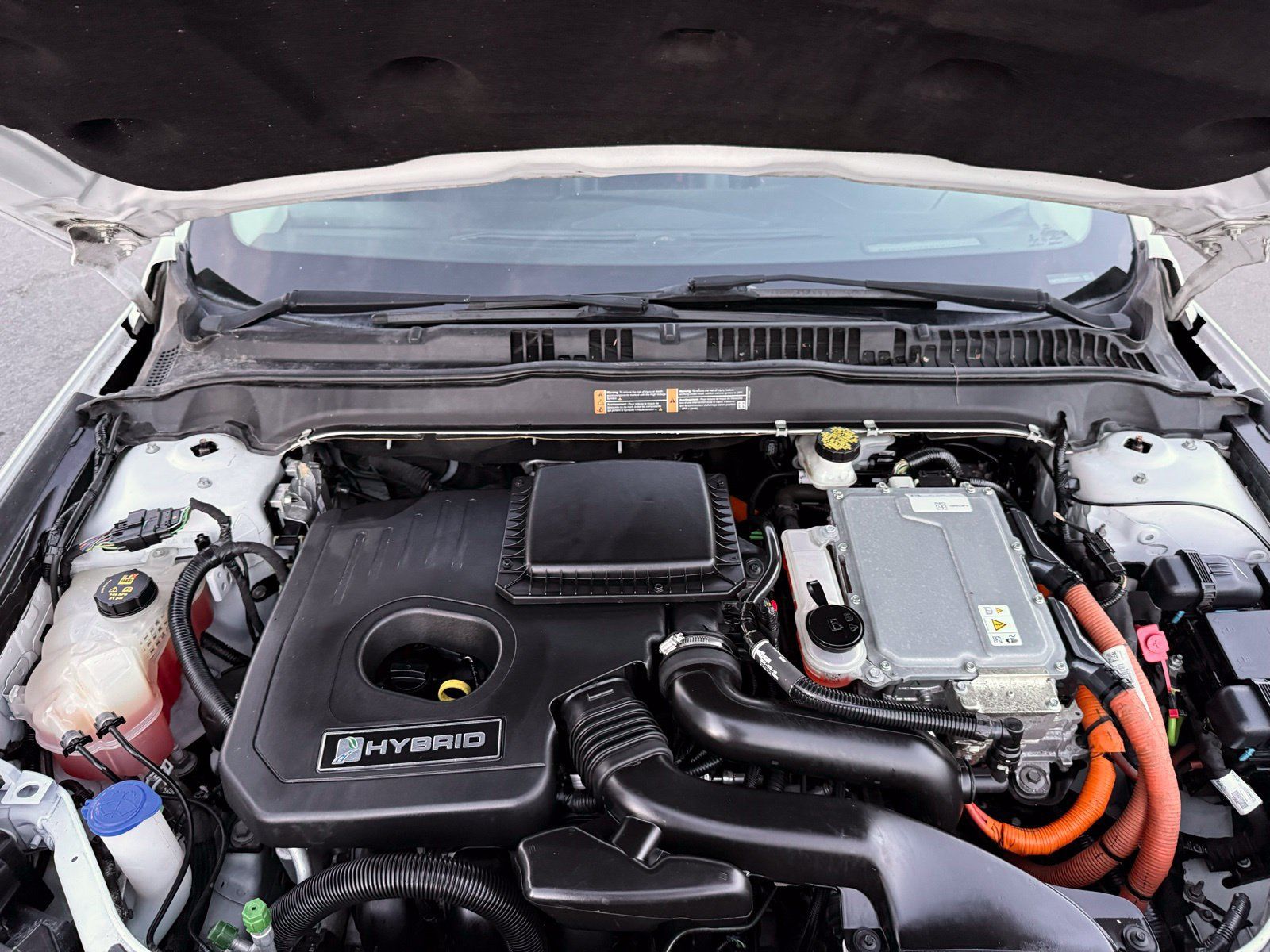 Used 2018 Ford Fusion SE w/ Equipment Group 602A FWD image 37