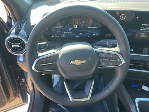 New 2026 Chevrolet Equinox LT w/ Convenience Package II image 18