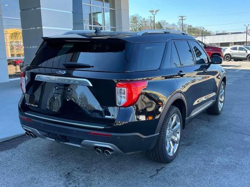 Used 2020 Ford Explorer Platinum w/ Premium Technology Package image 3