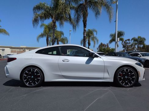 Used 2026 BMW 430i Coupe w/ M Sport Package RWD image 11