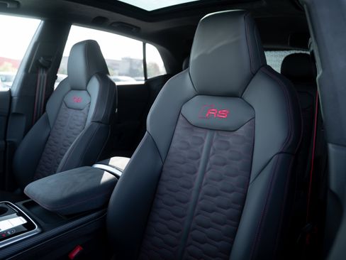 New 2026 Audi RS Q8 performance image 21